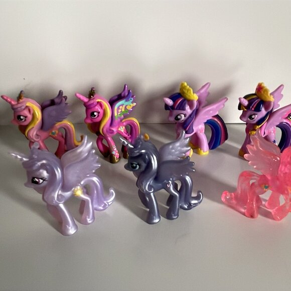 7 My Little Pony G4 Princess Luna Celestia Cadance Twilight Mini MLP Blind Bag - Picture 3 of 16